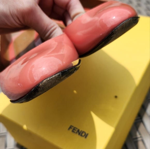 Fendi Coral Patent Leather Round Toe Kitten Heels - Picture 5 of 12